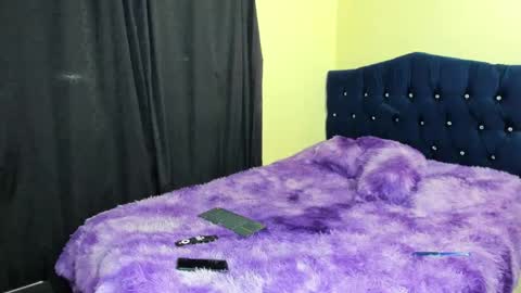 Snapshot of scarlet_tommy chatting on February 2025 11:25:02 PM scarlet_tommy online show from February 2025 11:25:02 PM