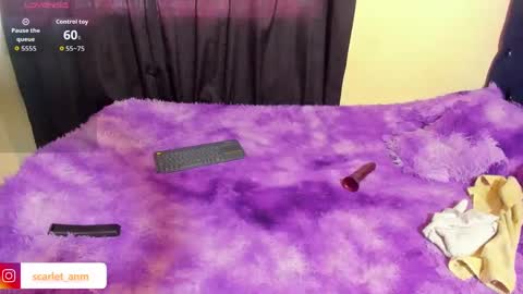 Snapshot of scarlet_tommy chatting on October 2025 09:34:02 PM scarlet_tommy online show from October 2025 09:34:02 PM