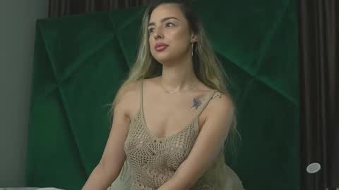 Scarlet online show from October 2025 11:05:01 PM