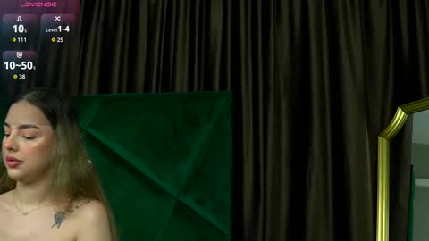 Scarlet online show from January 2026 10:44:02 PM