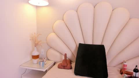 Snapshot of scarleth_fire chatting on February 2026 12:56:02 PM Scarleth online show from February 2026 12:56:02 PM