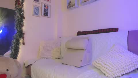 Scarleth... but not Scarleth Johansson. online show from January 2025 01:36:02 AM