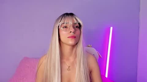 I am  Scarleth  Check mi profile online show from January 2025 12:00:01 PM