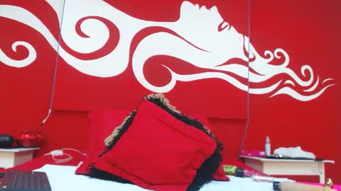 Scarleth online show from November 2025 06:41:02 PM