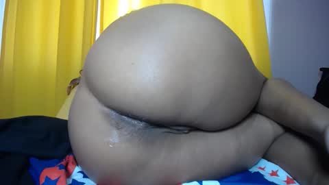 Snapshot of scarlethot4ux chatting on November 2025 01:43:01 PM candy monrroy online show from November 2025 01:43:01 PM