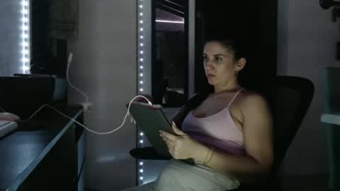 scarletmoons online show from March 2026 05:33:02 AM