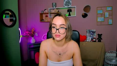 Scarlett online show from April 2026 06:03:02 AM