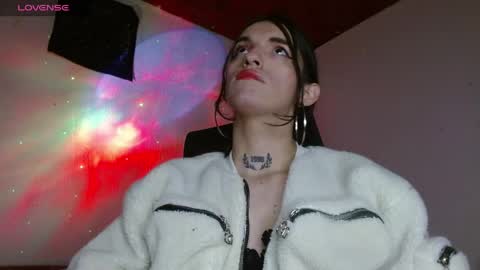 Snapshot of scarlett_crastrawberry chatting on April 2026 02:09:02 AM scarlet online show from April 2026 02:09:02 AM