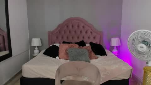 Scarlett  online show from January 2025 05:49:02 PM