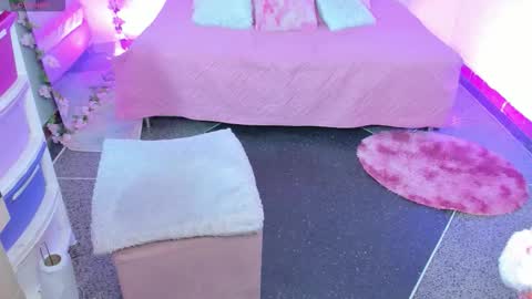 Scarlett  online show from December 2025 11:39:02 AM