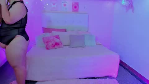 Scarlett  online show from March 2026 11:37:01 AM