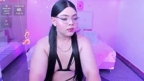 Scarlett  online show from March 2026 11:27:01 AM