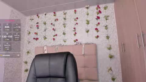 scarlett_hot7 online show from October 2025 06:52:02 PM