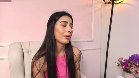 Lauren Scarlett online show from December 2025 06:13:02 PM