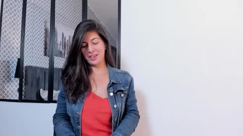 Snapshot of scarlett_moore_ chatting on January 2025 01:53:01 PM Scarlett online show from January 2025 01:53:01 PM