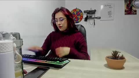 Snapshot of scarlett_sen chatting on March 2025 01:10:02 PM Mistress Scarlett online show from March 2025 01:10:02 PM