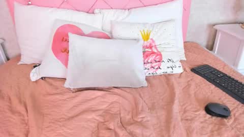 Snapshot of scarlett_thompson_7 chatting on February 2026 03:18:01 AM scarlett thompson 7 online show from February 2026 03:18:01 AM