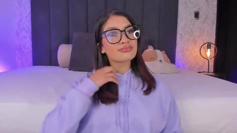 Snapshot of scarlett_vegga chatting on February 2026 05:01:02 AM Scarlett online show from February 2026 05:01:02 AM