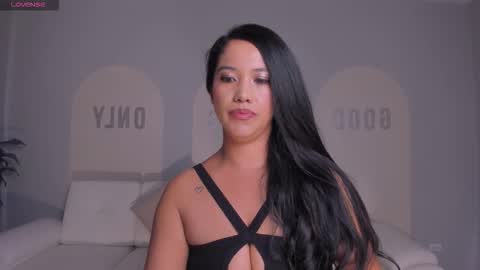 Snapshot of scarlettboss_ chatting on October 2025 11:16:01 AM Scarlett online show from October 2025 11:16:01 AM