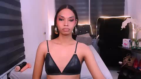 Snapshot of scarlette_sluttish_princess chatting on February 2025 11:20:02 AM scarlette online show from February 2025 11:20:02 AM