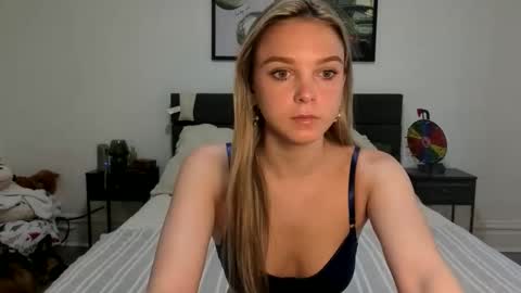 Scarlett online show from March 2026 04:23:01 PM