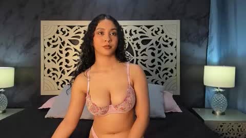 Scarlett Fever online show from January 2026 12:32:02 PM