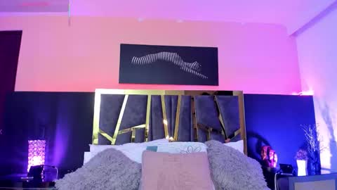 scarlettorres online show from November 2025 06:41:02 PM