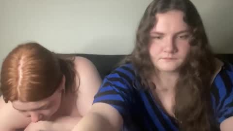 Snapshot of scarletttsinner chatting on October 2025 11:27:01 PM scarletttsinner online show from October 2025 11:27:01 PM