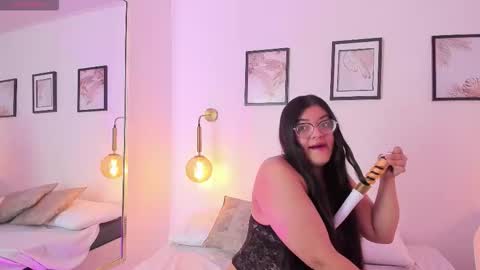 Snapshot of scarlettwhitmore chatting on October 2025 03:39:02 AM Scarlett Whitmore online show from October 2025 03:39:02 AM