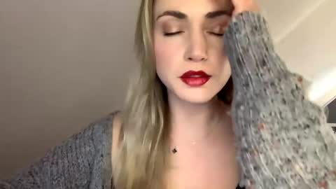 ScarlettxBlonde online show from May 2026 09:36:01 AM