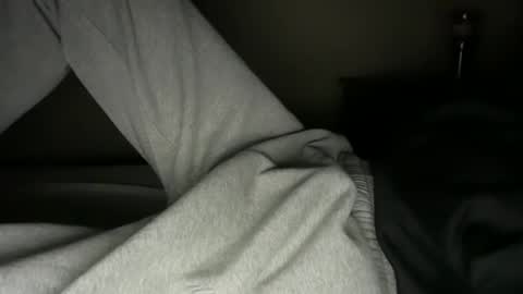 Snapshot of scb894682 chatting on December 2025 06:41:02 AM Skinny College Boy online show from December 2025 06:41:02 AM