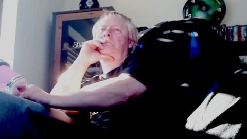 Snapshot of schnatter66 chatting on February 2025 12:14:02 PM Thomas online show from February 2025 12:14:02 PM