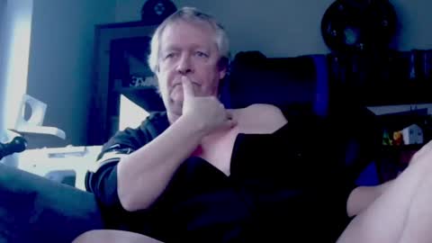 Snapshot of schnatter66 chatting on February 2025 04:07:01 PM Thomas online show from February 2025 04:07:01 PM