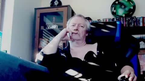 Snapshot of schnatter66 chatting on February 2025 12:27:01 PM Thomas online show from February 2025 12:27:01 PM