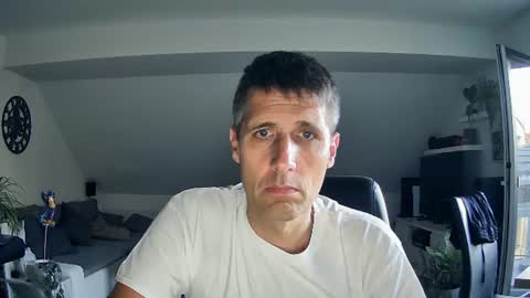 Snapshot of schnuckigeil chatting on July 2026 07:07:02 PM Dildomen online show from July 2026 07:07:02 PM