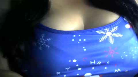 Snapshot of schoco_milf chatting on November 2025 11:54:02 AM mai latina online show from November 2025 11:54:02 AM