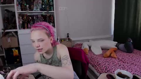 Rina online show from March 2026 07:16:02 AM