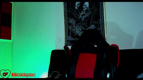 Snapshot of scockpion_ chatting on October 2025 08:33:01 AM Alejandro help me to reach 200 thumps up online show from October 2025 08:33:01 AM