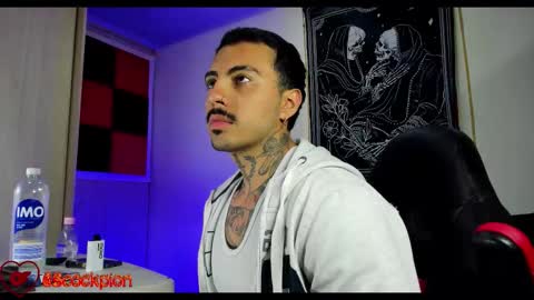 Snapshot of scockpion_ chatting on October 2025 04:24:01 AM Alejandro help me to reach 200 thumps up online show from October 2025 04:24:01 AM