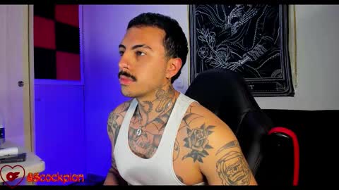 Snapshot of scockpion_ chatting on November 2025 06:12:02 AM Alejandro help me to reach 200 thumps up online show from November 2025 06:12:02 AM