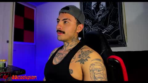 Snapshot of scockpion_ chatting on November 2025 07:41:02 AM Alejandro help me to reach 200 thumps up online show from November 2025 07:41:02 AM