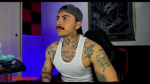 Snapshot of scockpion_ chatting on November 2025 07:40:01 AM Alejandro help me to reach 200 thumps up online show from November 2025 07:40:01 AM