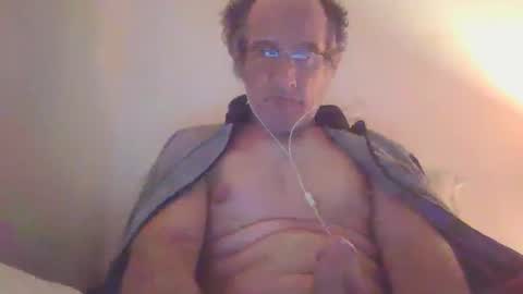 scotchwhieskie online show from December 2024 11:57:02 PM