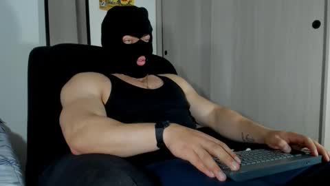 scott__miller online show from October 2025 11:45:02 PM