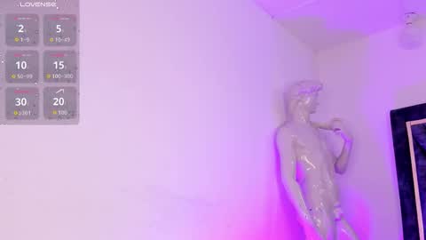 Scott  online show from October 2025 09:33:01 PM