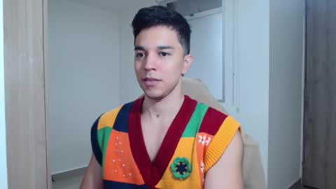 Snapshot of scott_brasher1 chatting on January 2025 09:43:01 PM Twitter Scott brasher1 Instagram Camiloestuardo2 online show from January 2025 09:43:01 PM