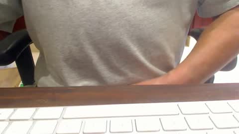 Scott online show from November 2025 04:49:01 PM