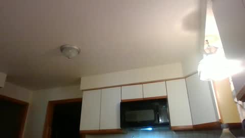 scottydoesntknow0 online show from December 2024 02:09:02 AM