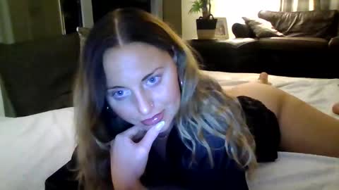 Scouse Lexi  online show from September 2025 09:37:01 PM