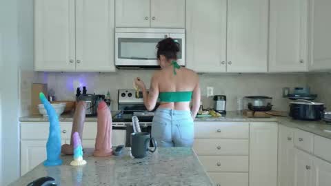 Scout has fun online show from April 2026 01:58:02 PM